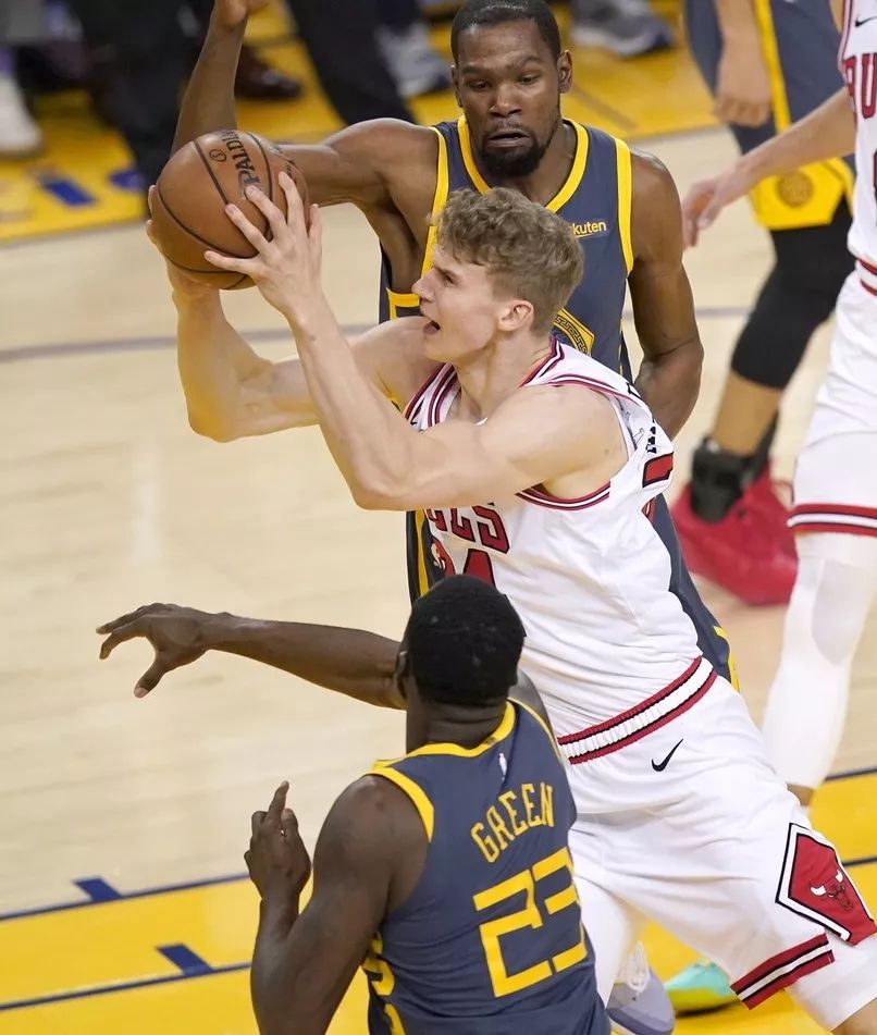 芝加哥公牛迎意大利杯关键赛，集结日内部沟通，细节曝光，训练强度显著提升的简单介绍-尊龙app下载